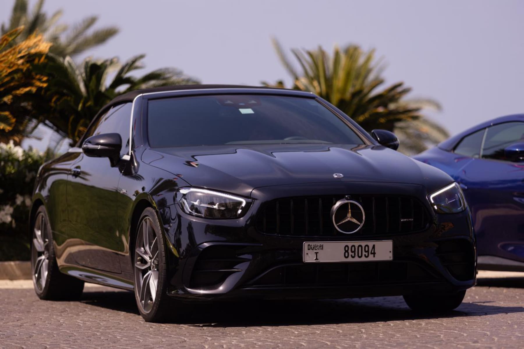 Mercedes-Benz E-Class view 4