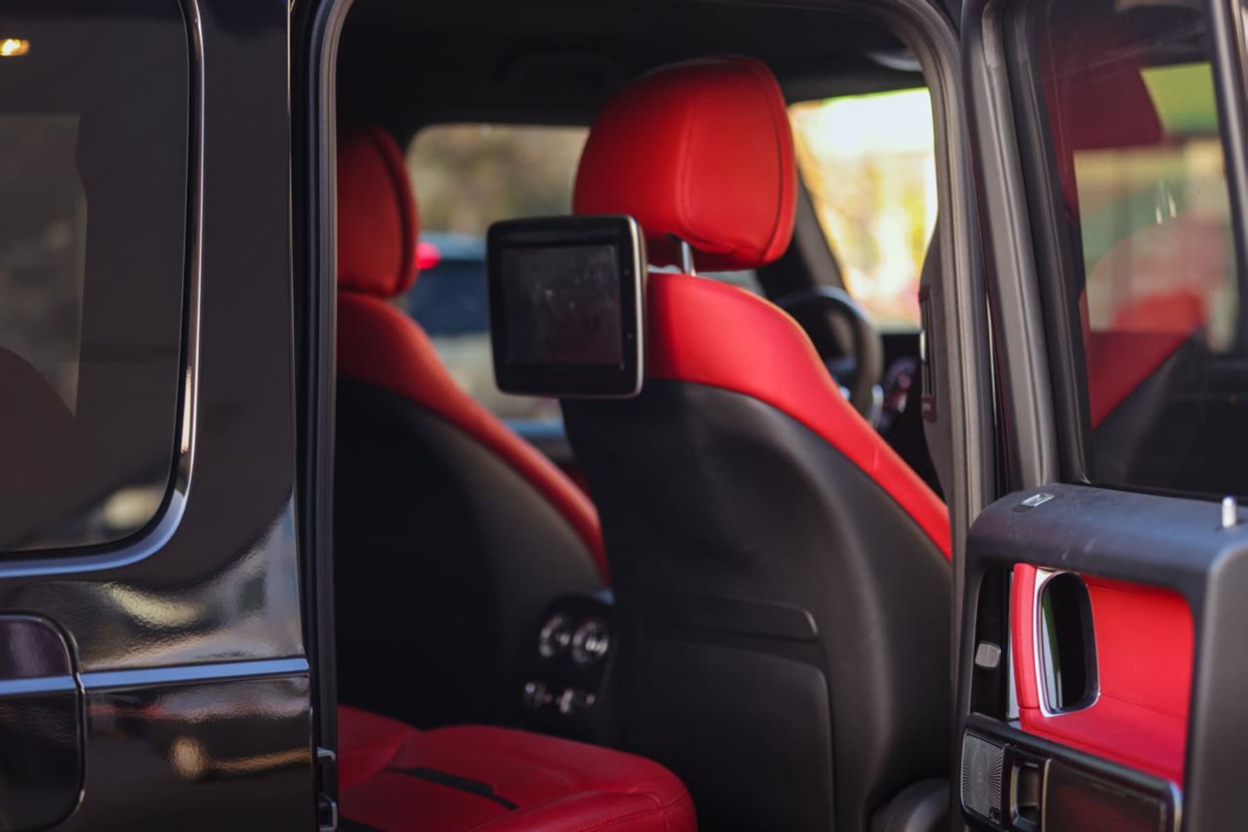 Mercedes-AMG G63 view 7