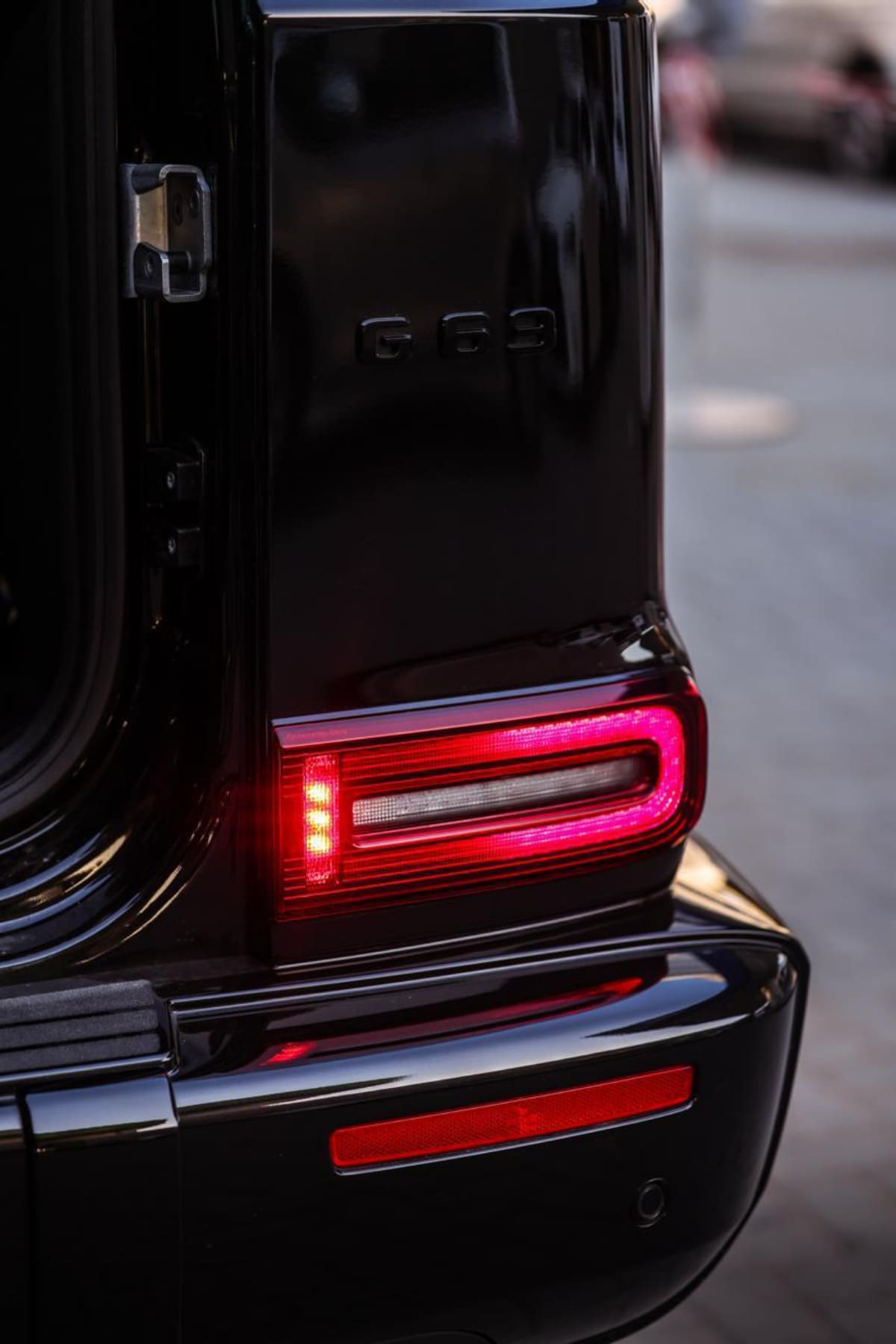 Mercedes-AMG G63 view 8