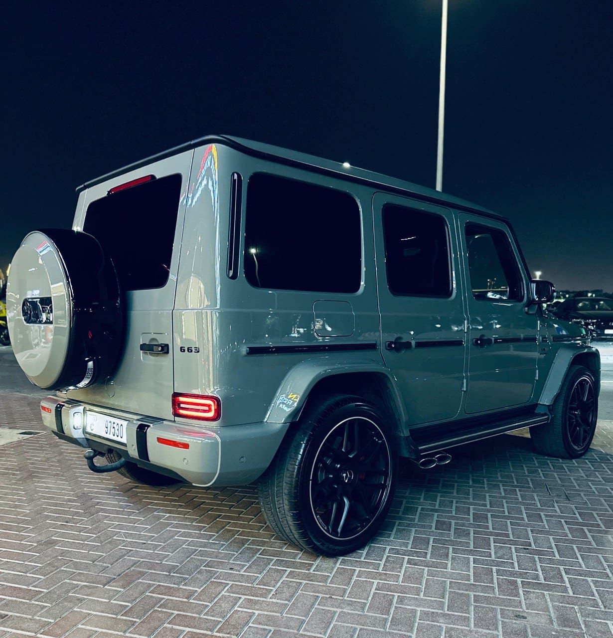 Mercedes-Benz G-Class AMG G63 view 4