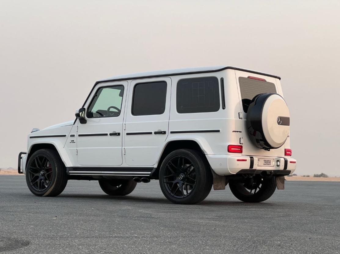 Mercedes-AMG G63 view 4
