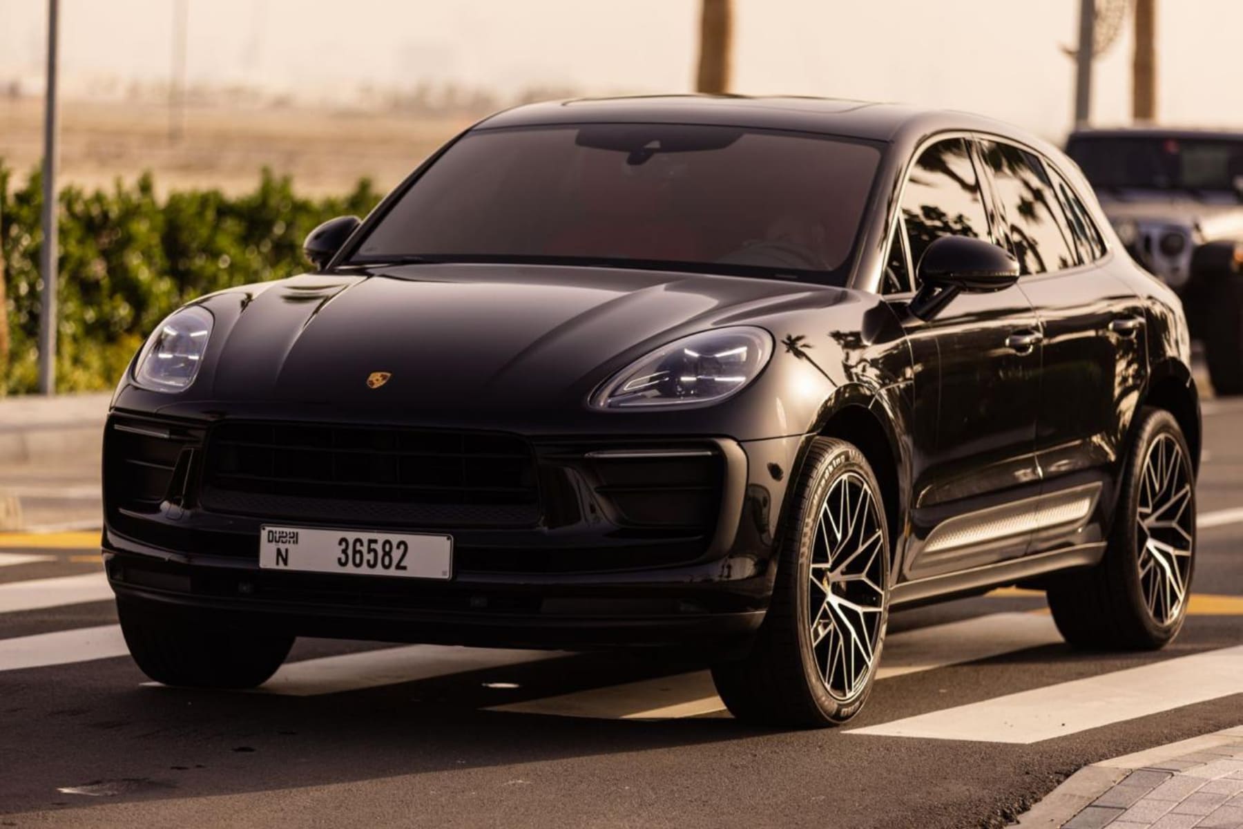 Porsche Macan view 5