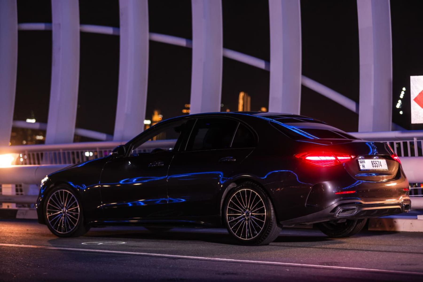 Mercedes C-Class view 9